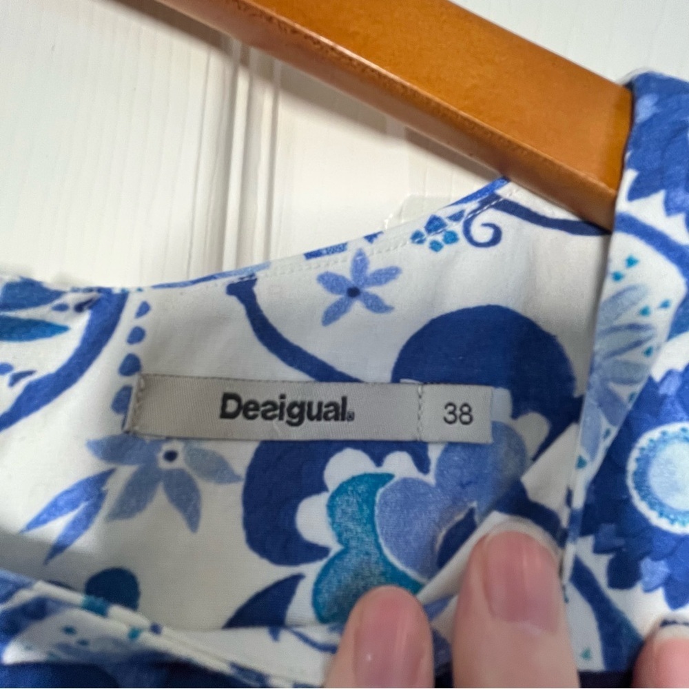 Desigual Floral Blue and White Mini Dress Size 38 or Small - Picture 3 of 13